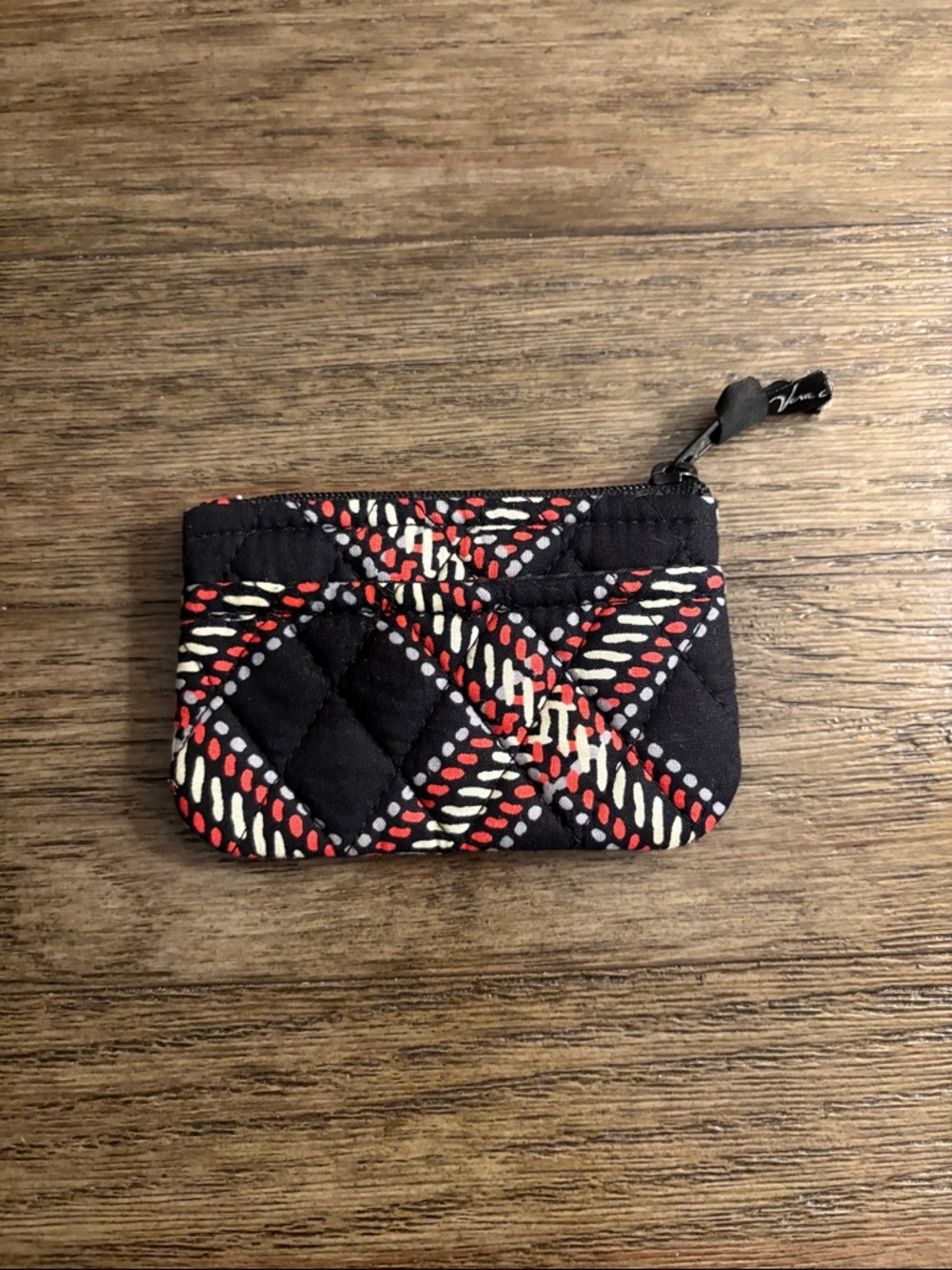 Lot of 2x EUC [Vera Bradley] Quilted Wristlet & Coin Purse, Black White Red - Picture 7 of 12